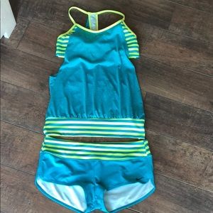 nike evenflow swimsuit